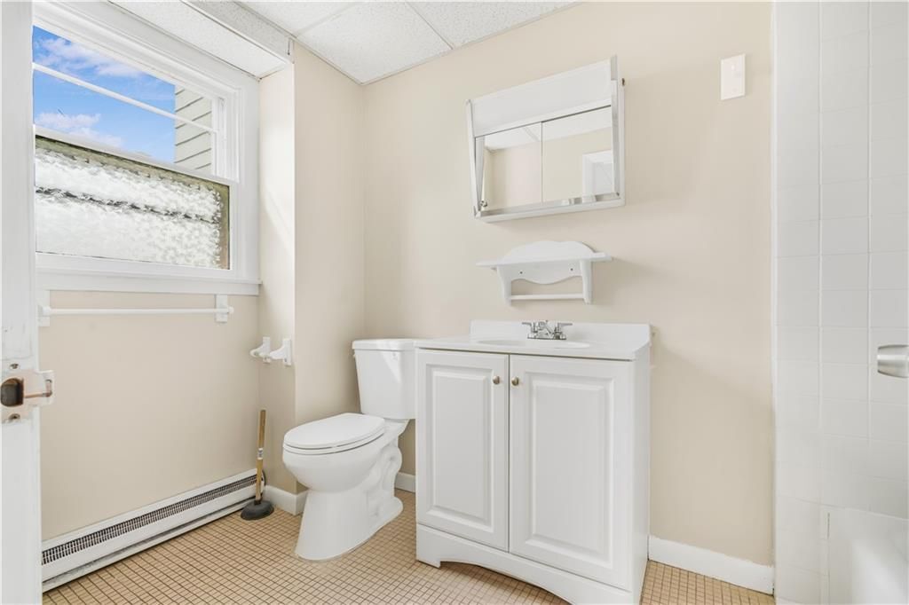 Building Photo - 3421 Pawtucket Ave