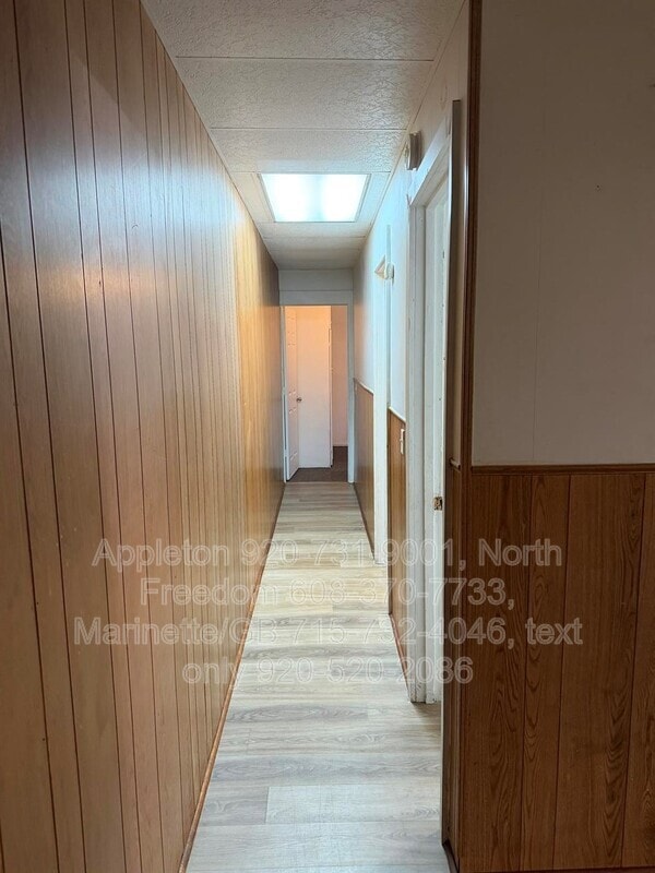 Building Photo - S7559 US-12