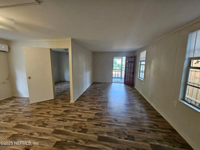 Building Photo - 2514 Algonquin Ave