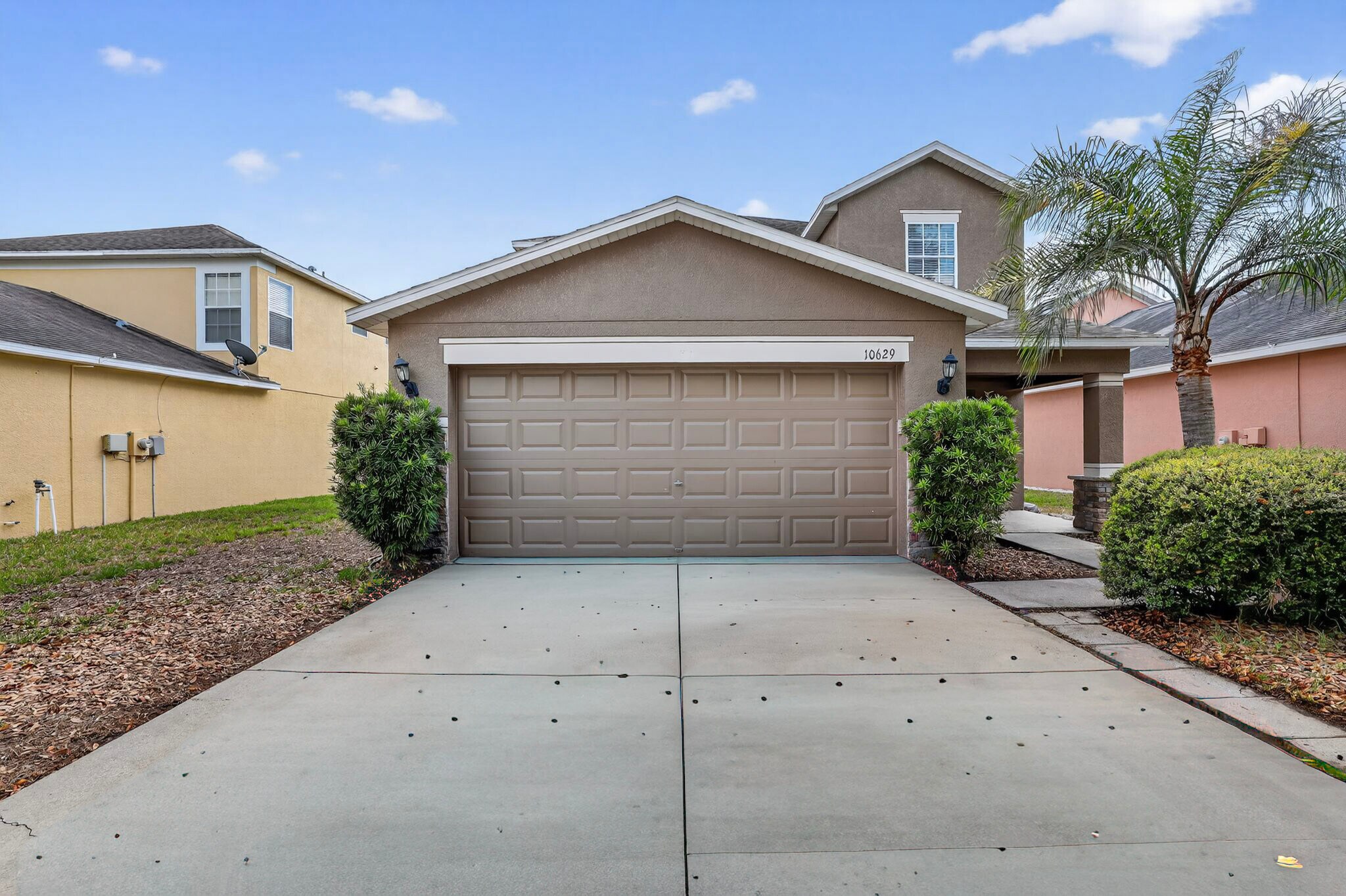 Building Photo - 10629 Shady Preserve Dr