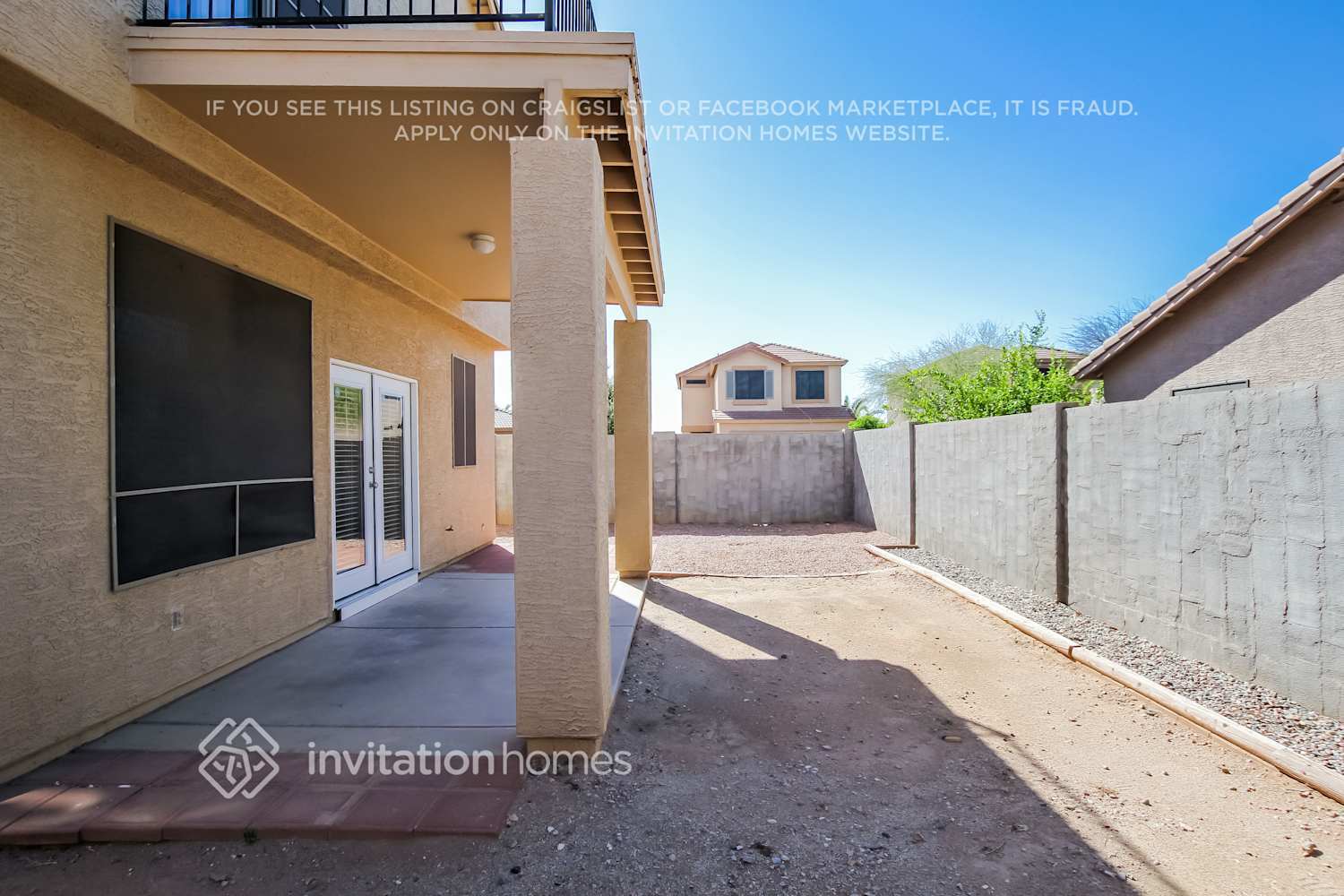 Building Photo - 810 E Nardini St