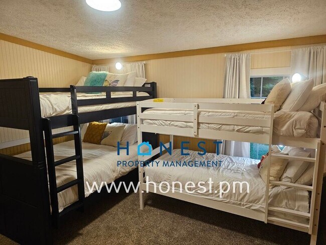 Building Photo - 107 Wood Land Dr