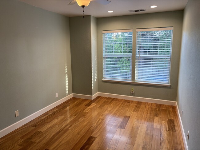 Building Photo - "Beautiful 3-Bed Home in Walnut Creek with...