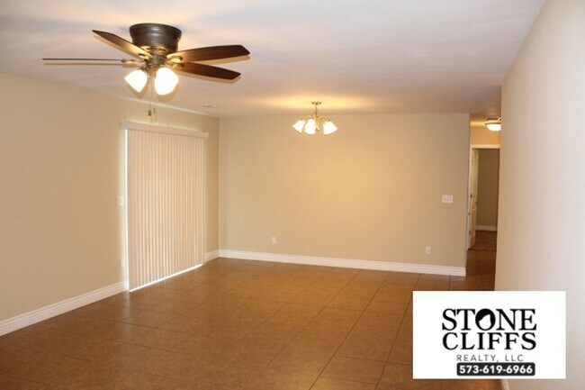 Building Photo - 231 Rylee Cir