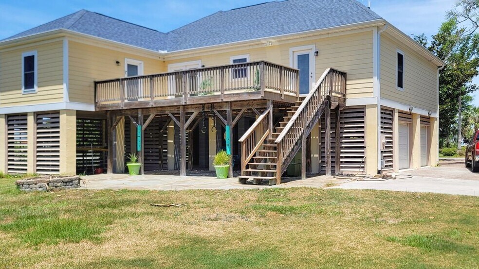Building Photo - 255 Little Oak Dr