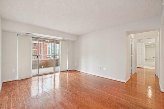 Building Photo - Don't miss the opportunity to live in one ...