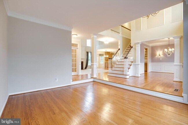 Building Photo - 5105 Claybank Ln