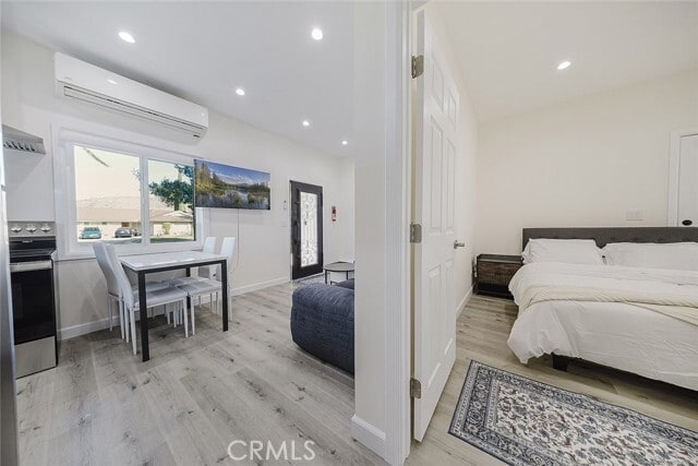 Building Photo - 12809 Woodley Ave