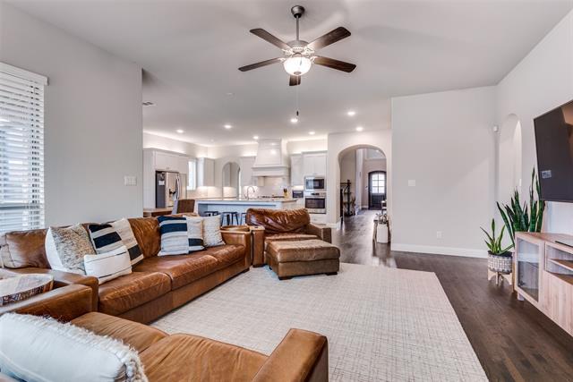 Building Photo - 881 Mountain Laurel Dr
