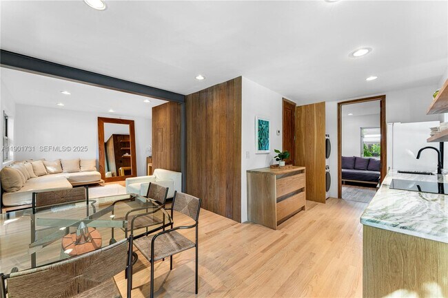 Building Photo - 226 Jefferson Ave