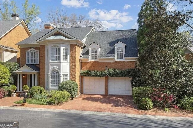 Building Photo - 460 Ivy Park Ln NE