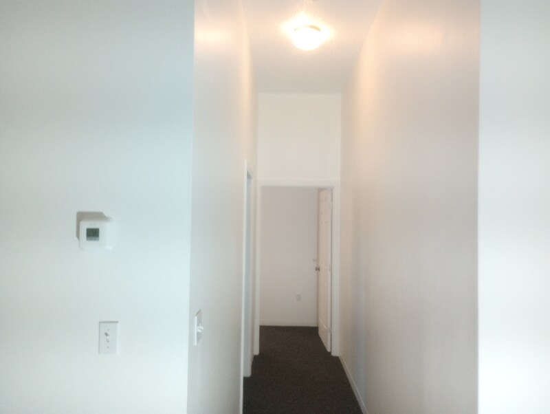 Building Photo - 138 Laurel Hill Ave