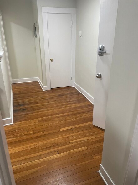 Building Photo - 400 Somerville Ave