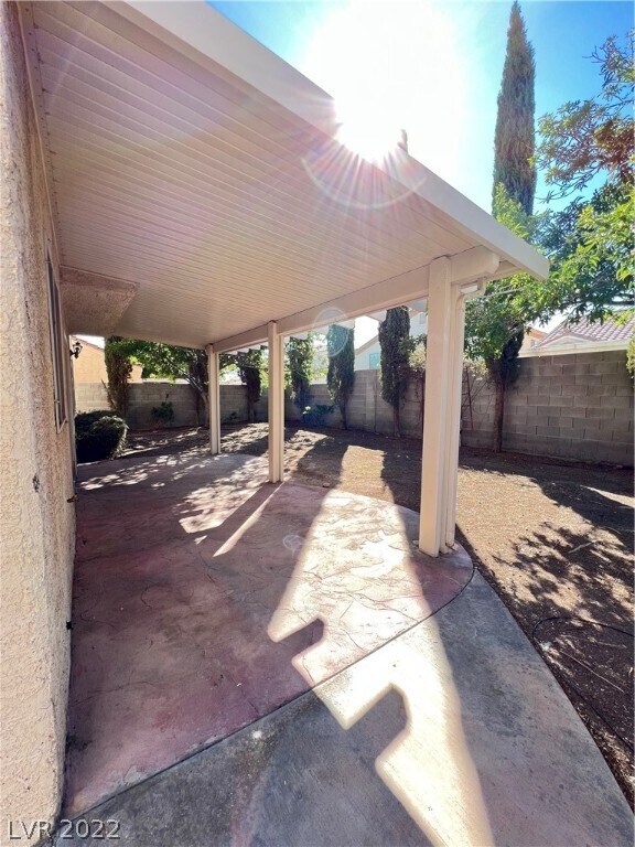 Building Photo - 9925 Ranch Hand Ave