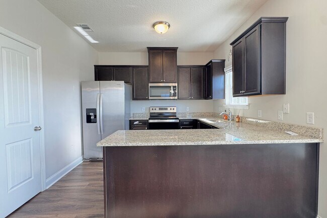 Building Photo - AVAILABLE NOW! (One Pet Maximum)