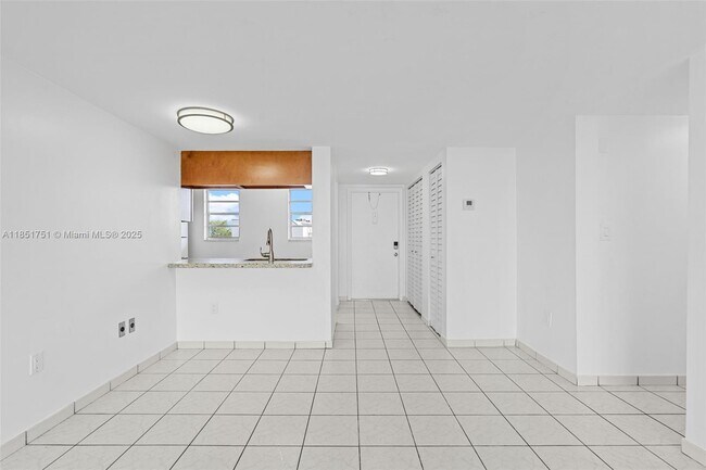 Building Photo - 14170 SW 84th St