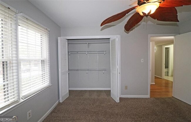 Building Photo - 40 Glenald Way NW