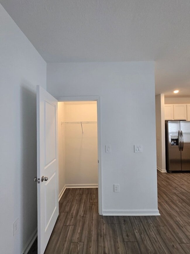 Building Photo - 3 bedroom 2.5 Bath in Tara Baywood