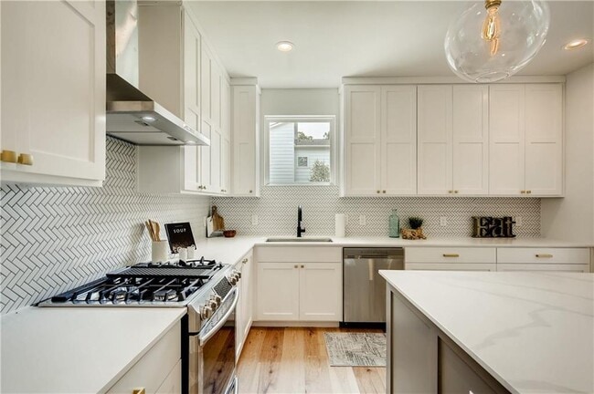 Building Photo - 1108 Walton Ln