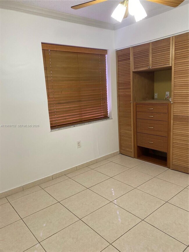 Building Photo - 720 NW 123rd Ave