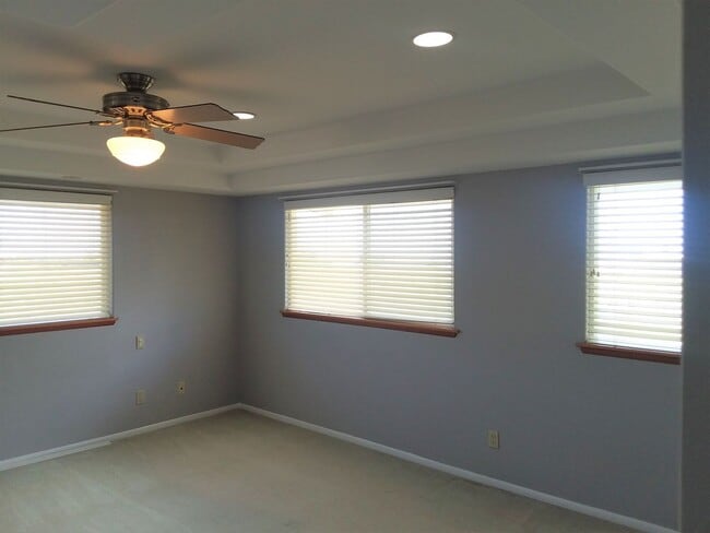 Building Photo - Paio, Nainoa