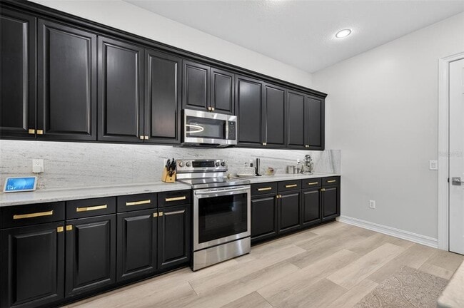 Building Photo - 331 Celebration Blvd