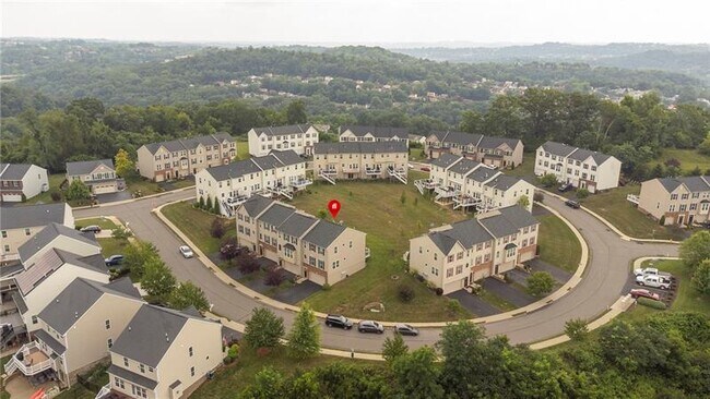 Building Photo - 356 Sunrise Dr