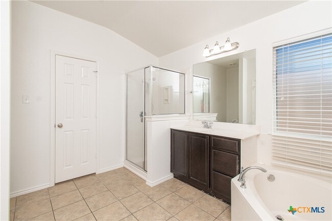 Building Photo - 9603 Zayden Dr