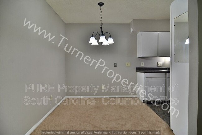 Building Photo - 411 Old Manor Rd