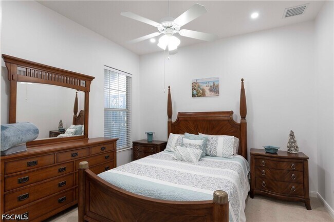 Building Photo - 7983 Valentina Ct