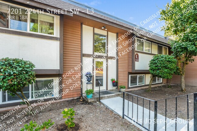 Building Photo - 7201 224th St SW