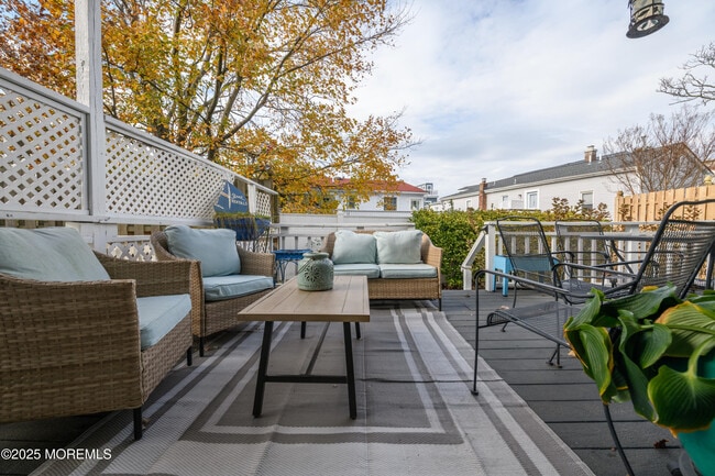 Building Photo - 106 Marina Bay Ct