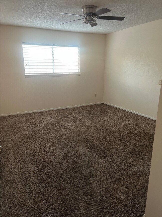 Building Photo - 14370 Misty Meadow Ln