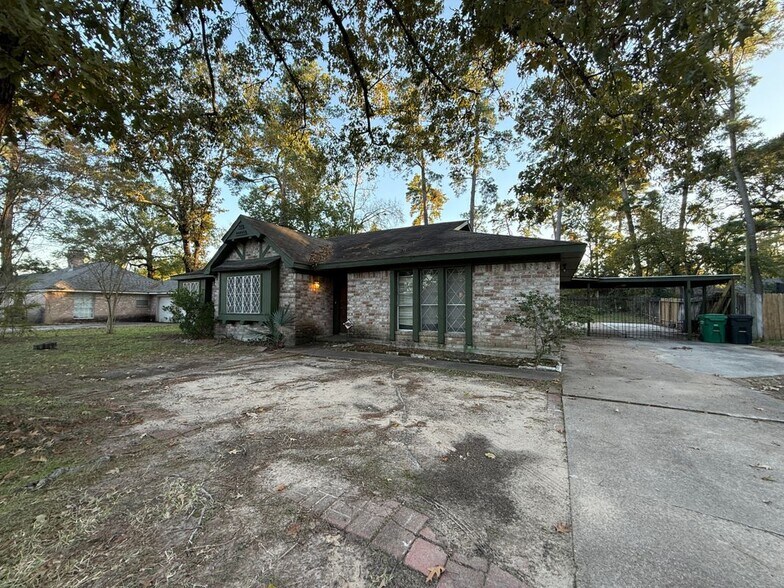 Building Photo - 422 Gamewood Dr