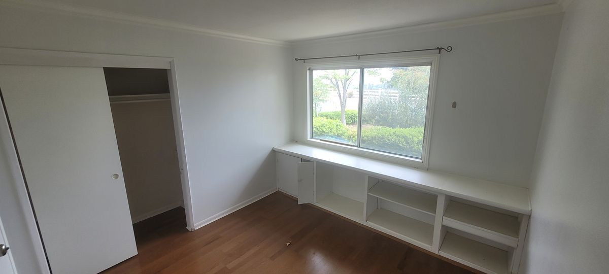 Building Photo - 893 Calle Pinata