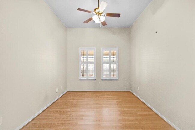Building Photo - 3642 Slocom Dr