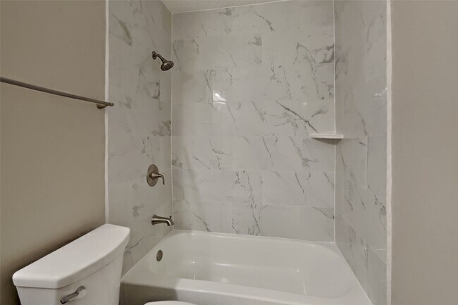 Building Photo - 9658 Therrell Dr