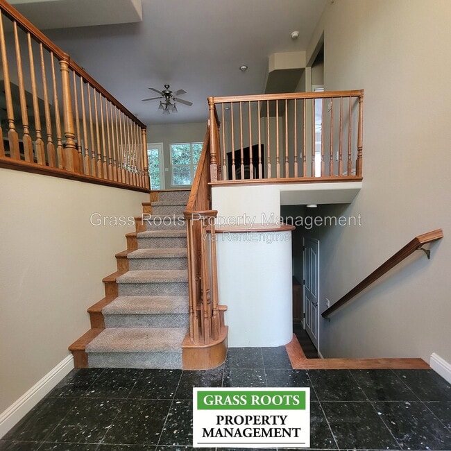 Building Photo - 14627 Echo Ridge Dr
