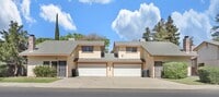 Building Photo - 1305 Sylvan Meadows Dr