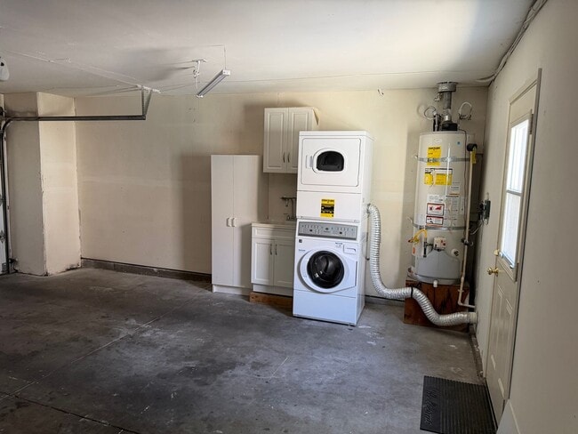 Building Photo - Santa Clara- Park Villas-Single story unit with community pool!