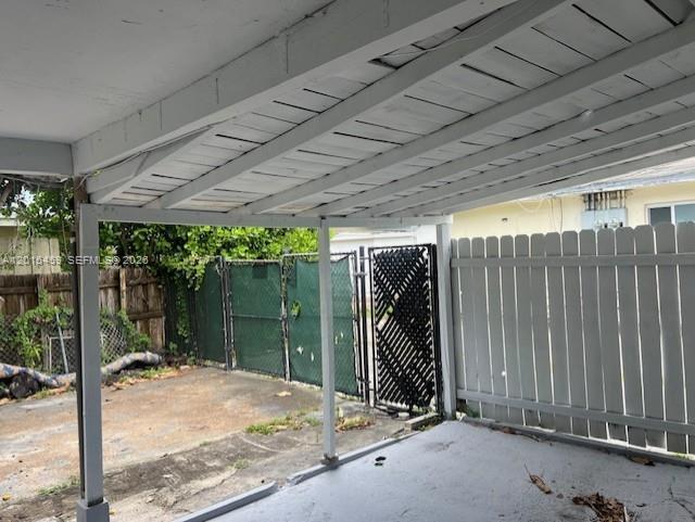 Building Photo - 732 Moffett St