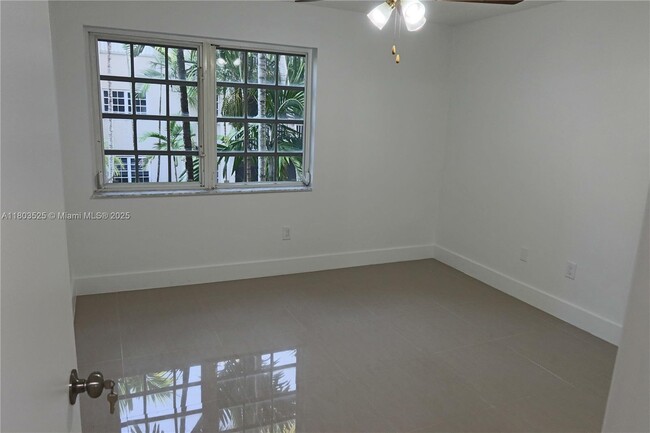 Building Photo - 21121 SW 85th Ave