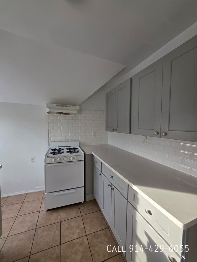 Building Photo - 35 Altonwood Pl