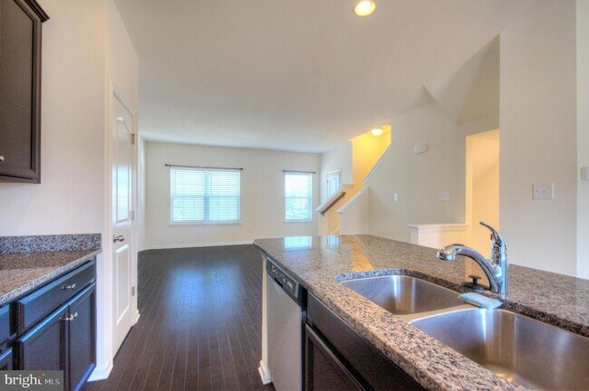 Building Photo - 58 Iron Gate Rd