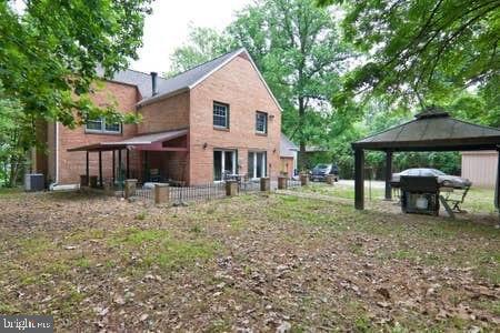 Building Photo - 7320 Bradley Blvd