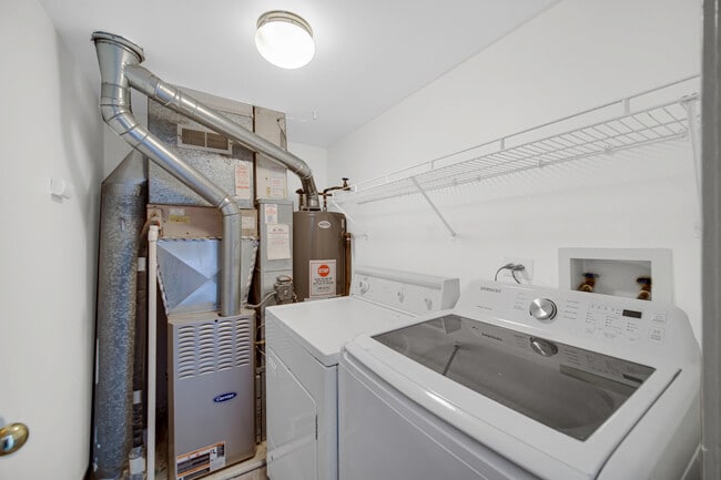 Building Photo - 4782 Amber Cir