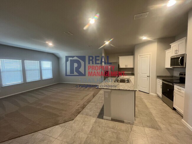 Building Photo - Delightful 4 Bedroom/2 Full Bath Open Concept Home