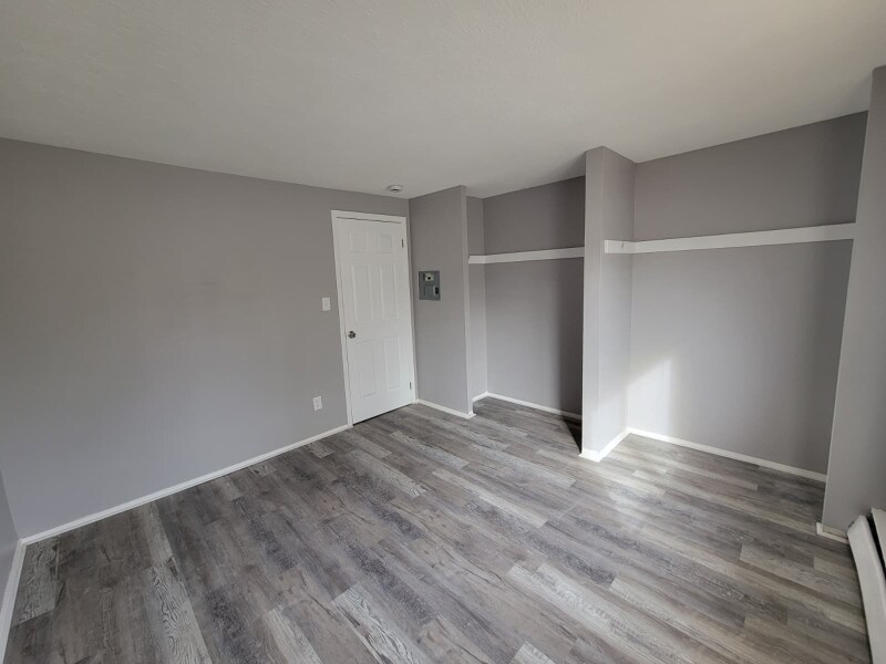 Building Photo - 13420 Euclid Ave