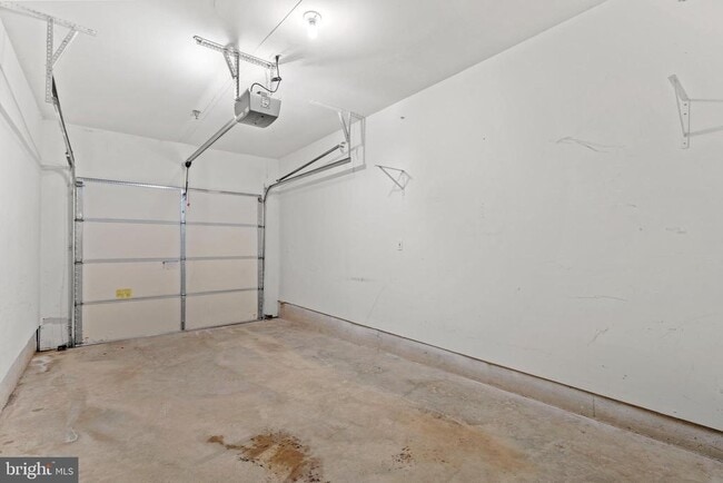 Building Photo - 4525 Superior Square