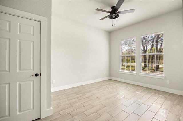 Building Photo - 409 Cleveland Rd